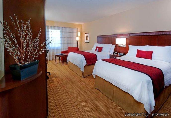 Courtyard By Marriott Jackson Hotel Bilik gambar